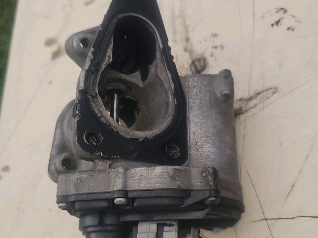 bontott RENAULT LAGUNA II Fojtószelep (Elektromos)