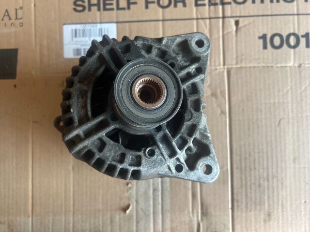 bontott RENAULT LAGUNA II Generátor