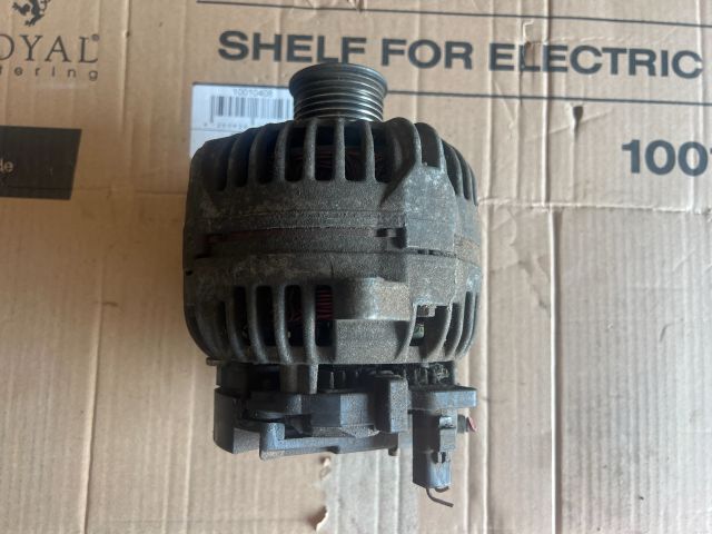 bontott RENAULT LAGUNA II Generátor