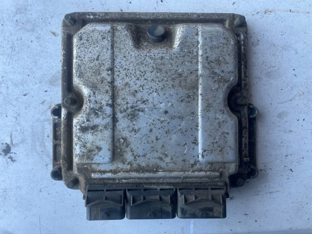 bontott RENAULT LAGUNA II Motorvezérlő