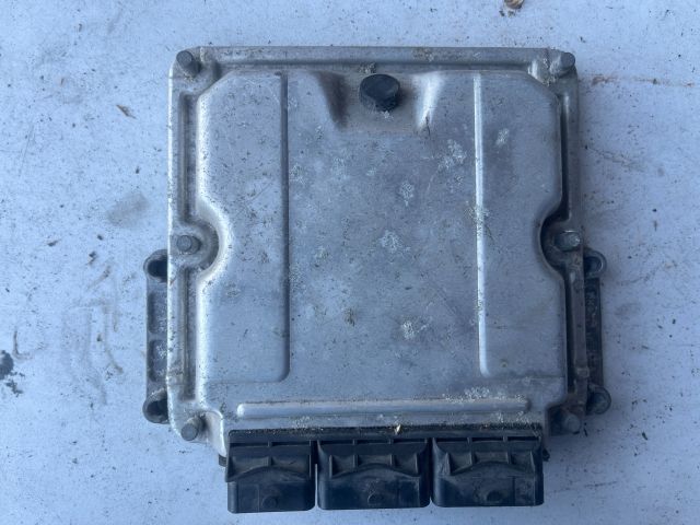 bontott RENAULT LAGUNA II Motorvezérlő