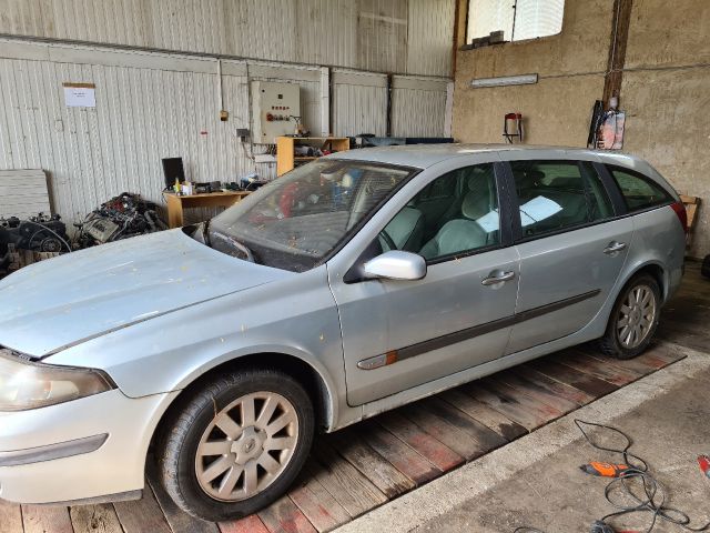 bontott RENAULT LAGUNA II Biztosítéktábla Motortér