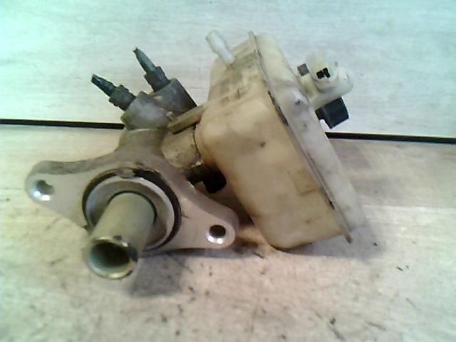 bontott RENAULT LAGUNA II Főfékhenger