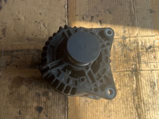 bontott RENAULT LAGUNA II Generátor