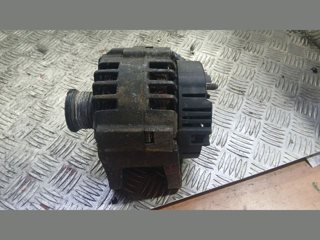 bontott RENAULT LAGUNA II Generátor