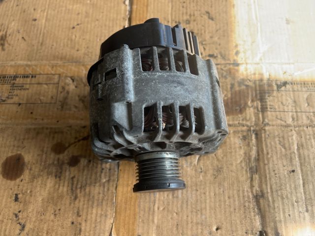 bontott RENAULT LAGUNA II Generátor