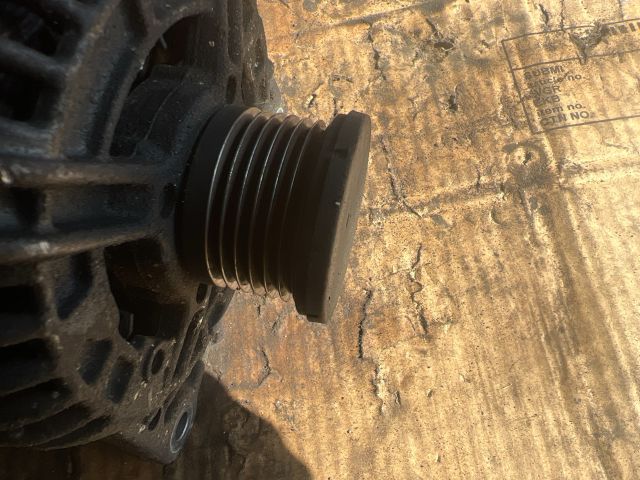 bontott RENAULT LAGUNA II Generátor