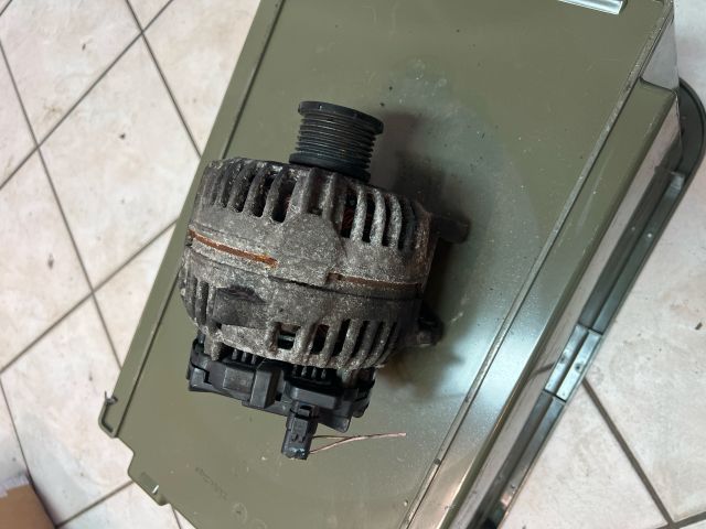 bontott RENAULT LAGUNA II Generátor