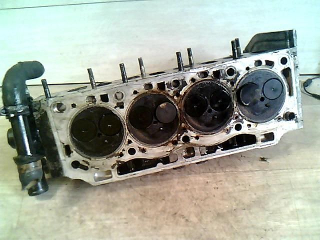 bontott RENAULT LAGUNA II Hengerfej