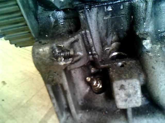 bontott RENAULT LAGUNA II Hengerfej