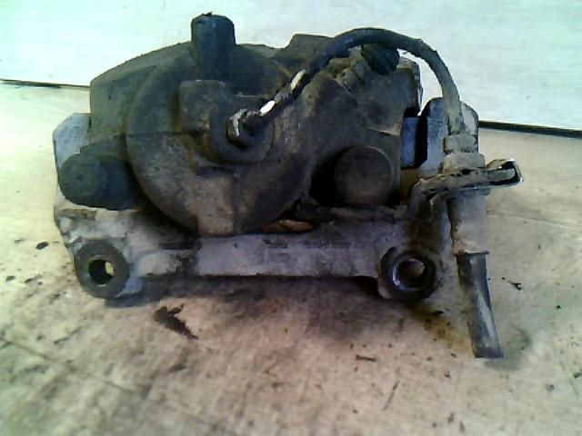 bontott RENAULT LAGUNA II Jobb első Féknyereg Munkahengerrel