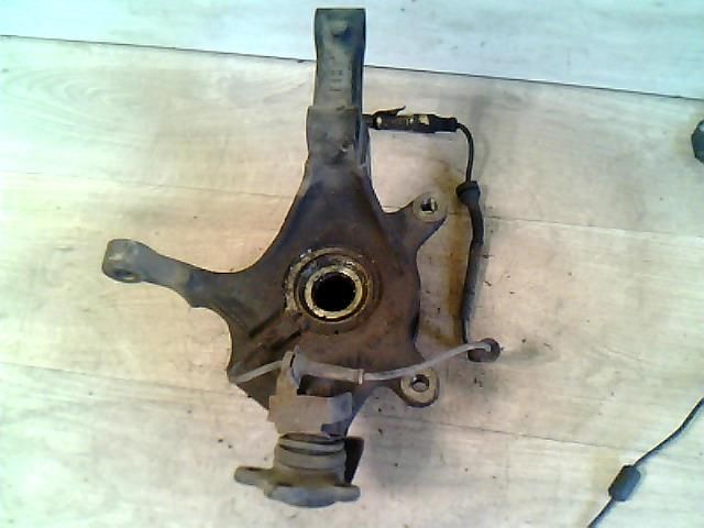 bontott RENAULT LAGUNA II Bal első Csonkállvány Kerékaggyal