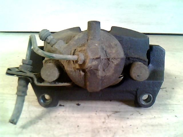 bontott RENAULT LAGUNA II Bal első Féknyereg Munkahengerrel