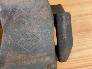 bontott RENAULT LAGUNA II Bal első Féknyereg Munkahengerrel