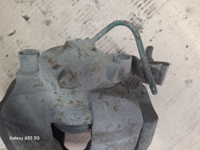 bontott RENAULT LAGUNA II Bal első Féknyereg Munkahengerrel