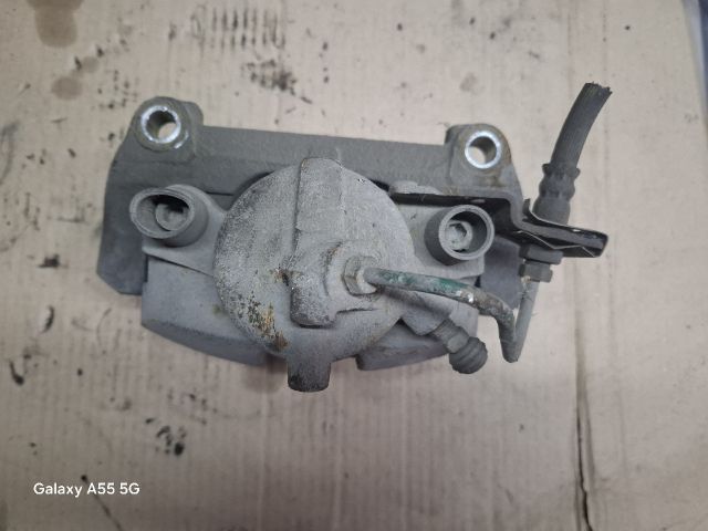 bontott RENAULT LAGUNA II Bal első Féknyereg Munkahengerrel