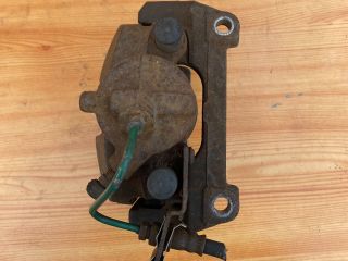 bontott RENAULT LAGUNA II Bal első Féknyereg Munkahengerrel