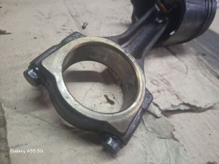 bontott RENAULT LAGUNA II Dugattyú és Hajtókar