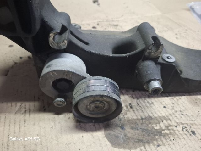 bontott RENAULT LAGUNA II Generátor Tartó Bak