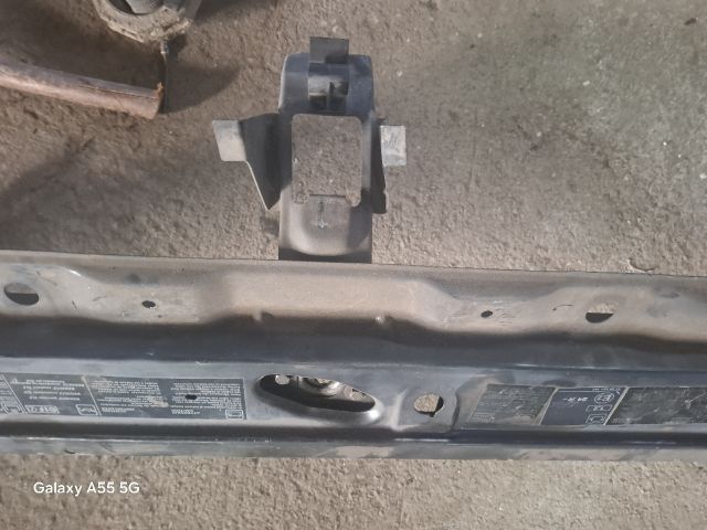 bontott RENAULT LAGUNA II Homlokfal (Üres lemez)