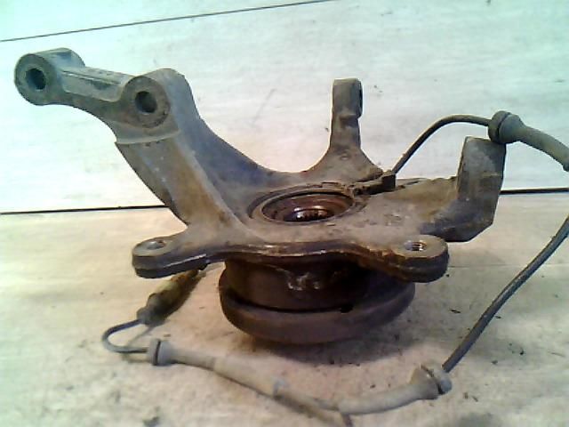 bontott RENAULT LAGUNA II Jobb első Csonkállvány Kerékaggyal