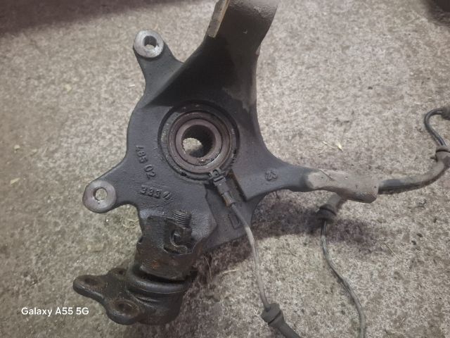 bontott RENAULT LAGUNA II Jobb első Csonkállvány Kerékaggyal