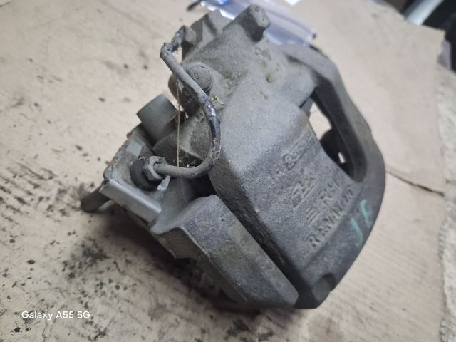 bontott RENAULT LAGUNA II Jobb első Féknyereg Munkahengerrel