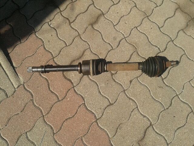 bontott RENAULT LAGUNA II Jobb Féltengely