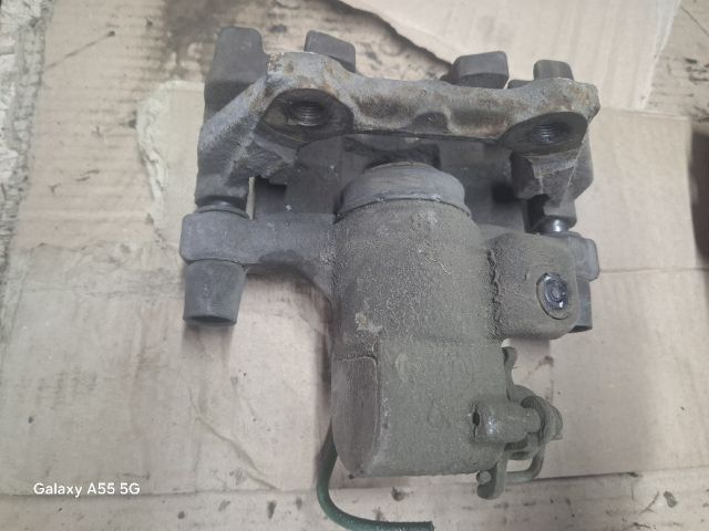 bontott RENAULT LAGUNA II Jobb hátsó Féknyereg Munkahengerrel