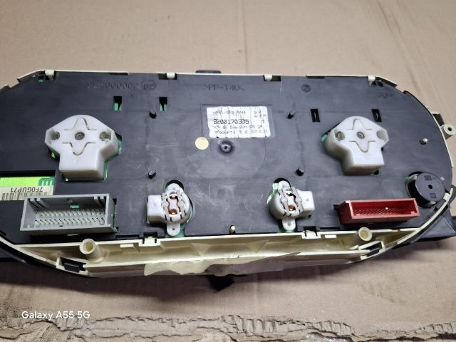 bontott RENAULT LAGUNA II Kilométeróra