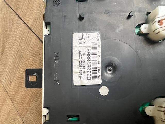 bontott RENAULT LAGUNA II Kilométeróra