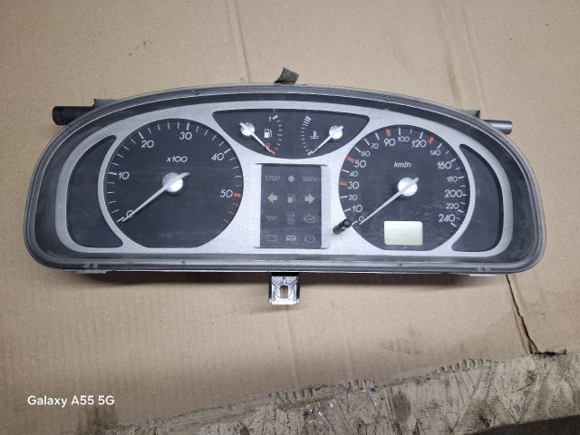 bontott RENAULT LAGUNA II Kilométeróra