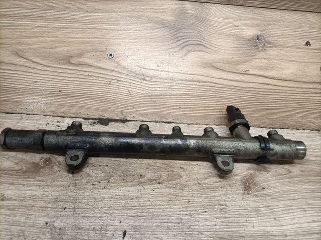 bontott RENAULT LAGUNA II Közösnyomócső