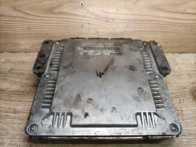 bontott RENAULT LAGUNA II Motorvezérlő