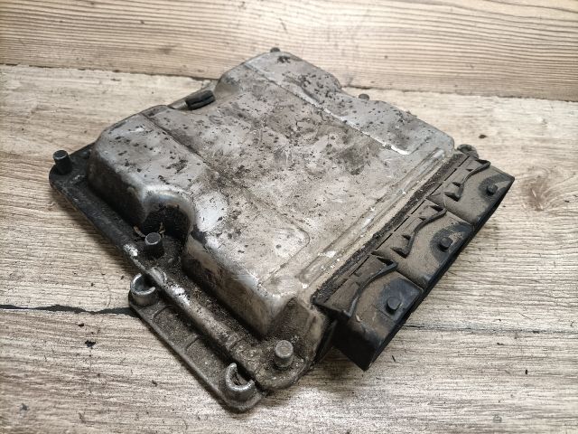 bontott RENAULT LAGUNA II Motorvezérlő