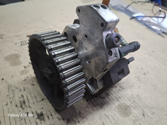 bontott RENAULT LAGUNA II Nagynyomású Szivattyú