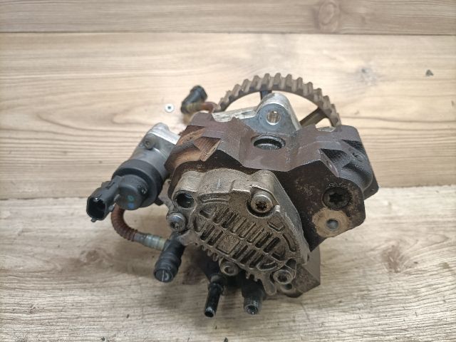 bontott RENAULT LAGUNA II Nagynyomású Szivattyú