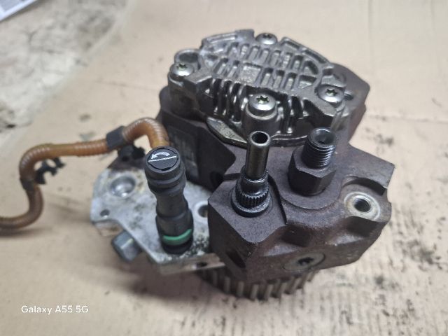 bontott RENAULT LAGUNA II Nagynyomású Szivattyú