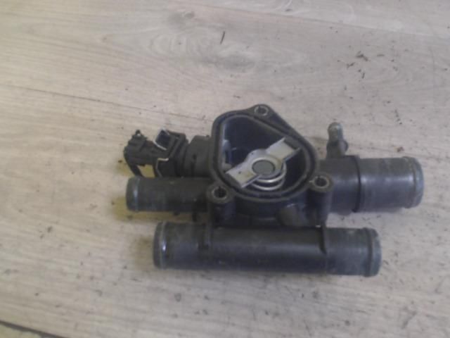 bontott RENAULT LAGUNA II Termosztátház