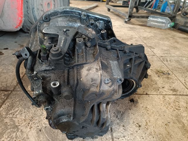 bontott RENAULT LAGUNA II Váltó (Mechanikus)