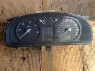 bontott RENAULT LAGUNA II Kilométeróra