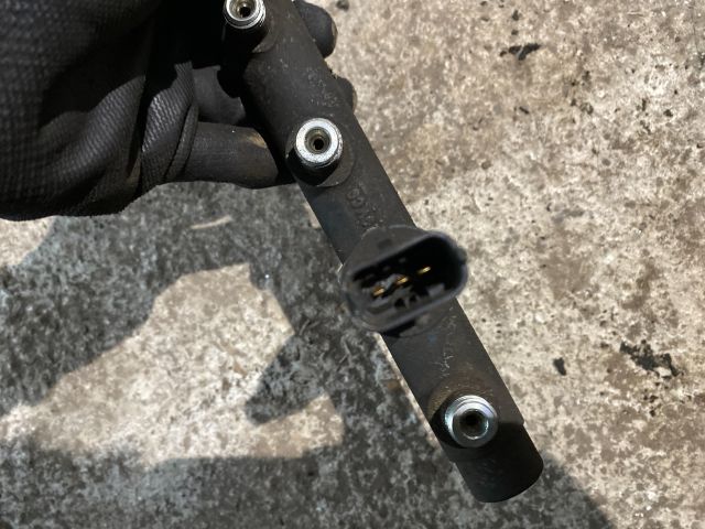 bontott RENAULT LAGUNA II Közösnyomócső