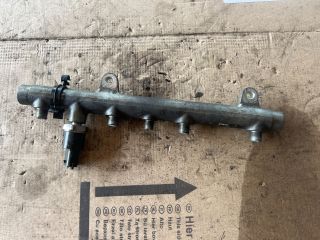 bontott RENAULT LAGUNA II Közösnyomócső