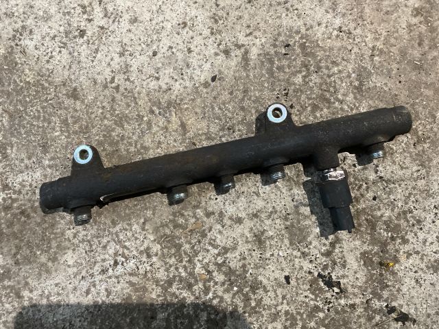 bontott RENAULT LAGUNA II Közösnyomócső