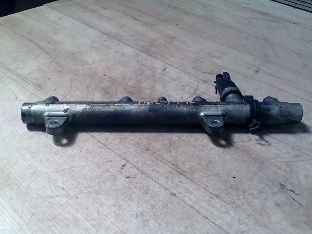 bontott RENAULT LAGUNA II Közösnyomócső