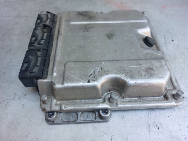 bontott RENAULT LAGUNA II Motorvezérlő