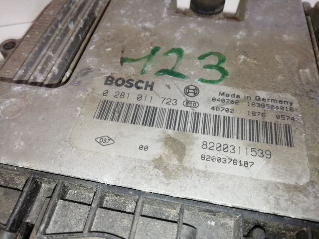 bontott RENAULT LAGUNA II Motorvezérlő