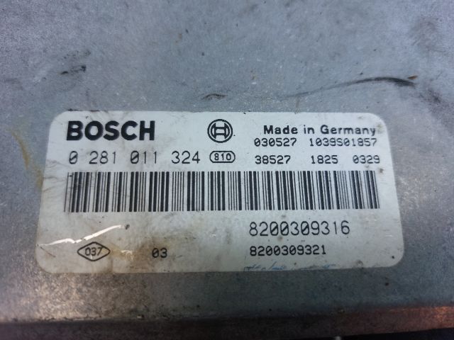 bontott RENAULT LAGUNA II Motorvezérlő