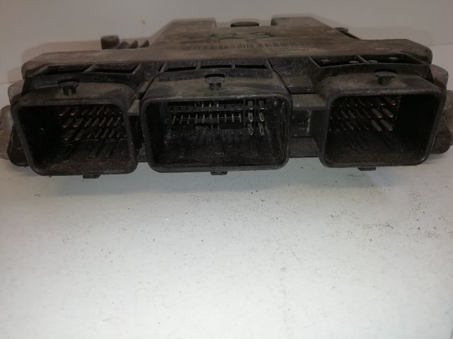 bontott RENAULT LAGUNA II Motorvezérlő