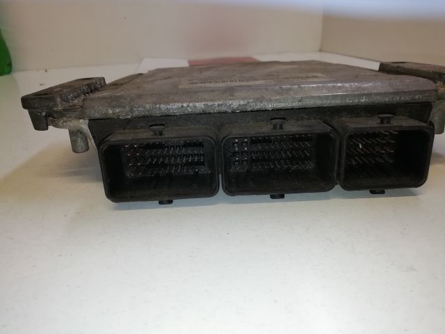 bontott RENAULT LAGUNA II Motorvezérlő